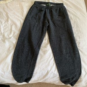 ROOTS SWEATS SIZE XS
